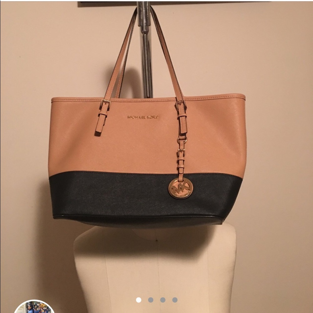 Micheal Kors tote bag